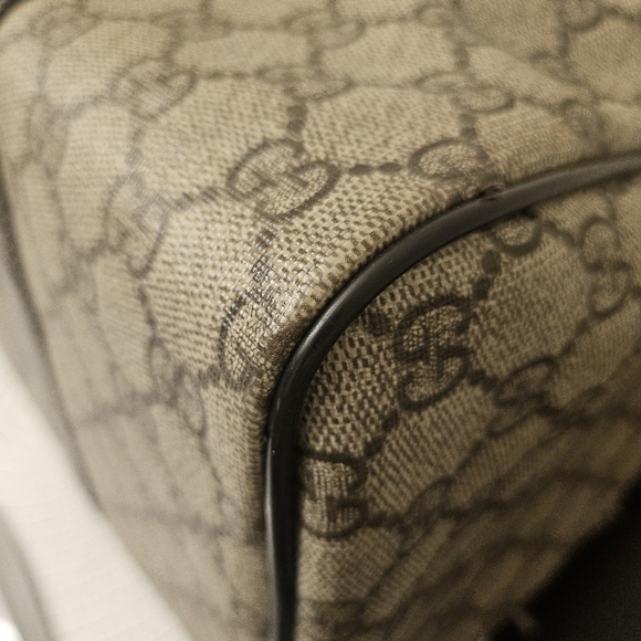 👜 Gucci GG Supreme Boston Satchel - Picture 8 of 15